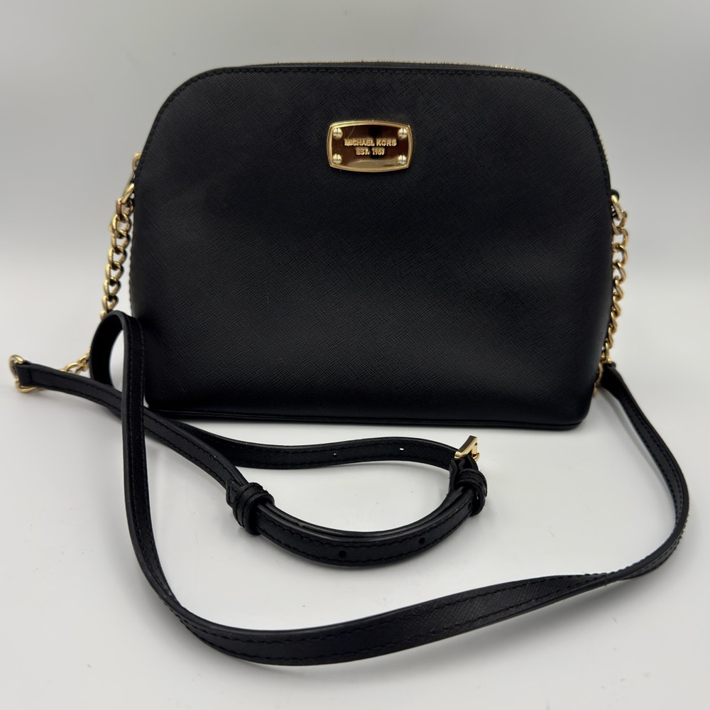 Michael Kors Black Saffiano Leather Cindy LG Dome Crossbody Bag Style: 38S8XCP3L
